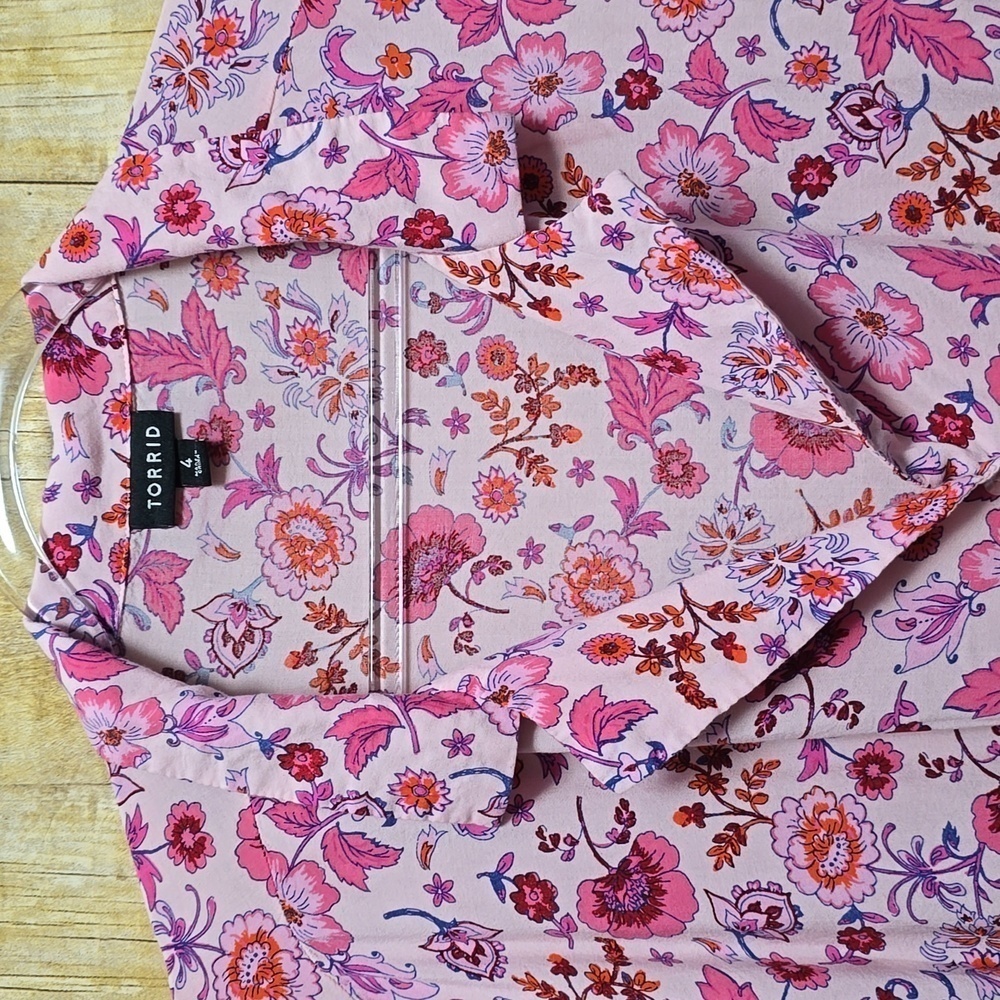 Torrid | Women | Top | Tie Front | Pink | Size 4 (Equiv 3x) - Picture 8 of 9